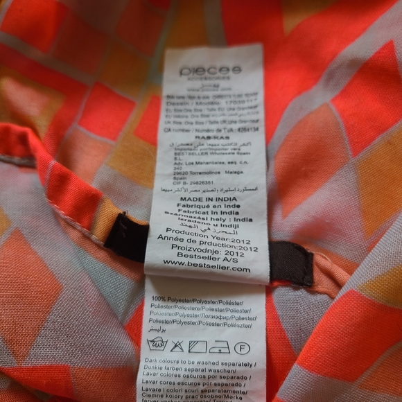 Pieces Accessories Women's Geometric Neon Infinity Chresta Tube Scarf - Picture 6 of 8